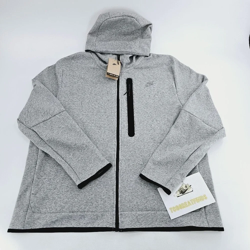 Nike Sportswear Tech Fleece Hoodie - Picture 2 of 10